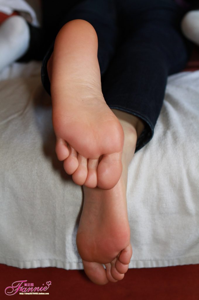 Fannie芬妮每足园 No.627 足浴图 足底篇[82P/246MB]插图2