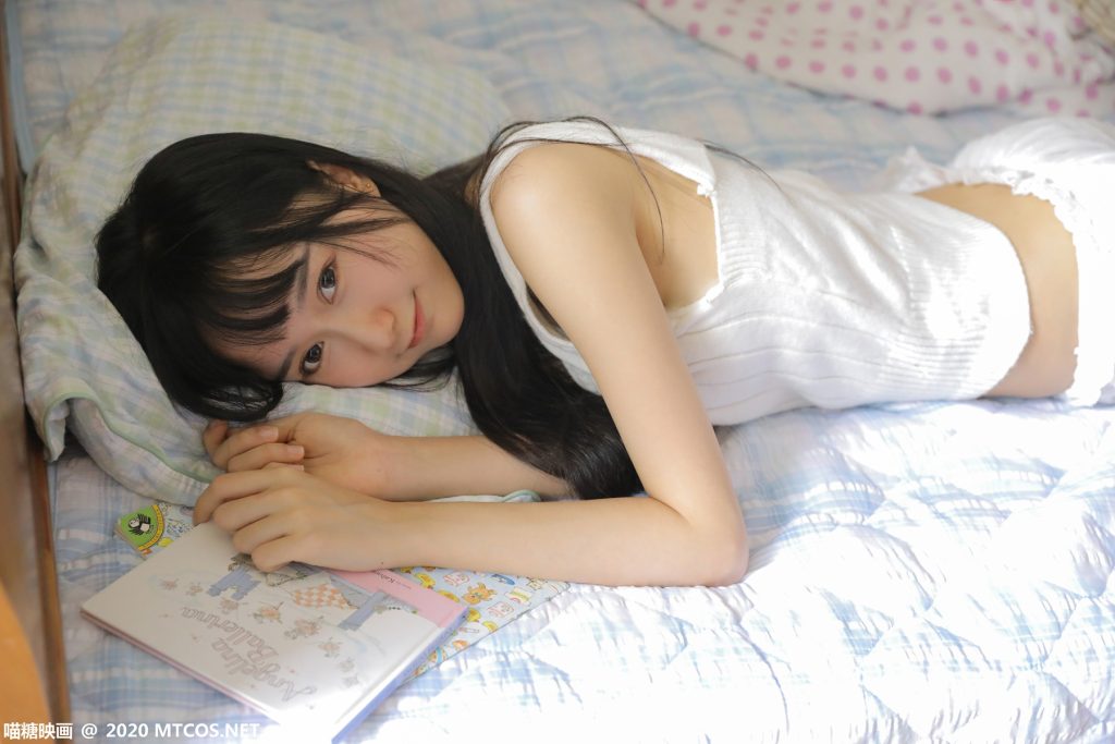 [喵糖映画]VOL.326 居家女友 [20P/205MB]插图1