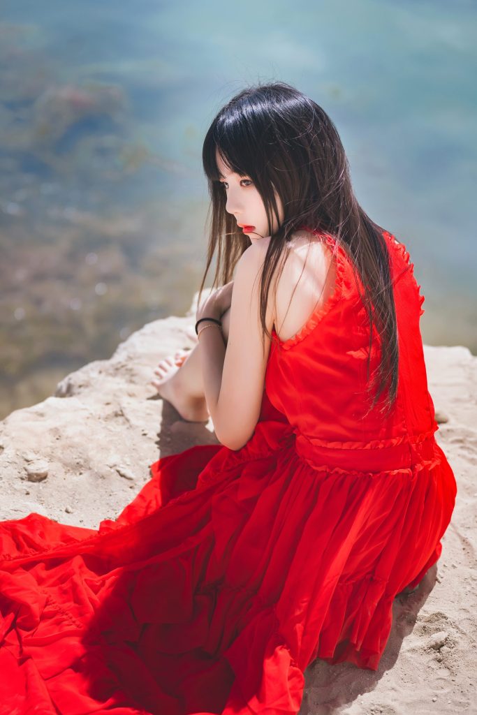 [喵糖映画]VOL.372 海边红裙 [25P/461MB]插图1