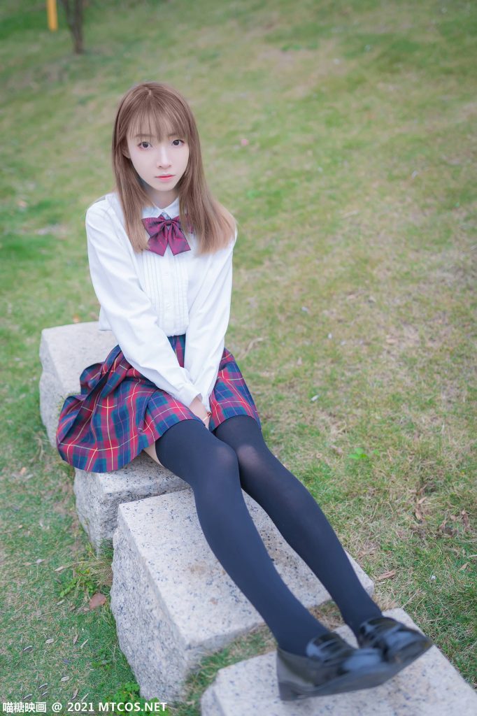 [喵糖映画]VOL.388 户外黑丝制服 [38P/108MB]-无料摄影圈