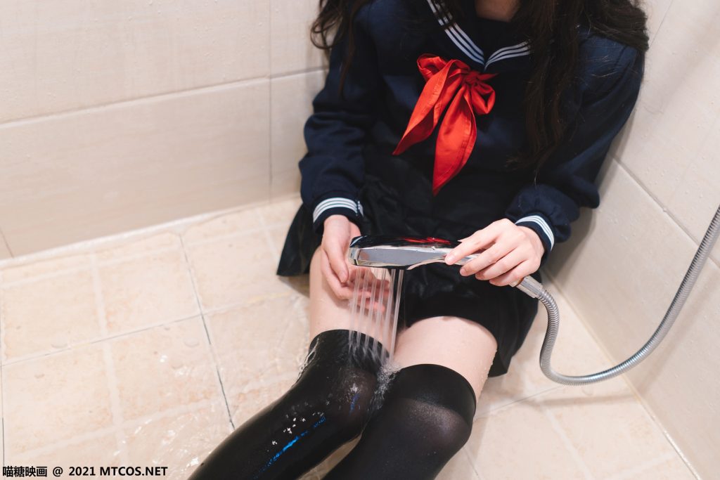 [喵糖映画]VOL.410 浴室JK [29P/183MB]插图1