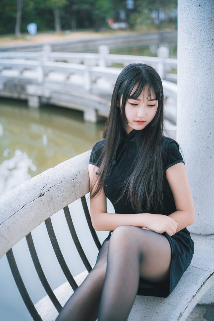 [喵糖映画]VOL.461 黑丝旗袍园游 [36P/244MB]插图3