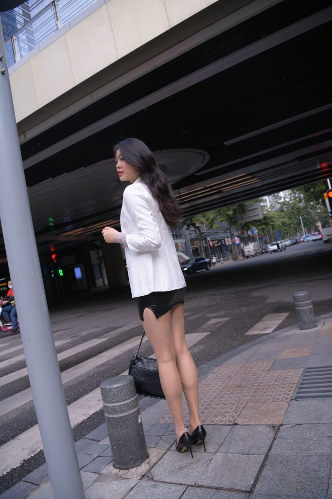 精选街拍 No.271 那个女人 3 [113P/90M]插图1