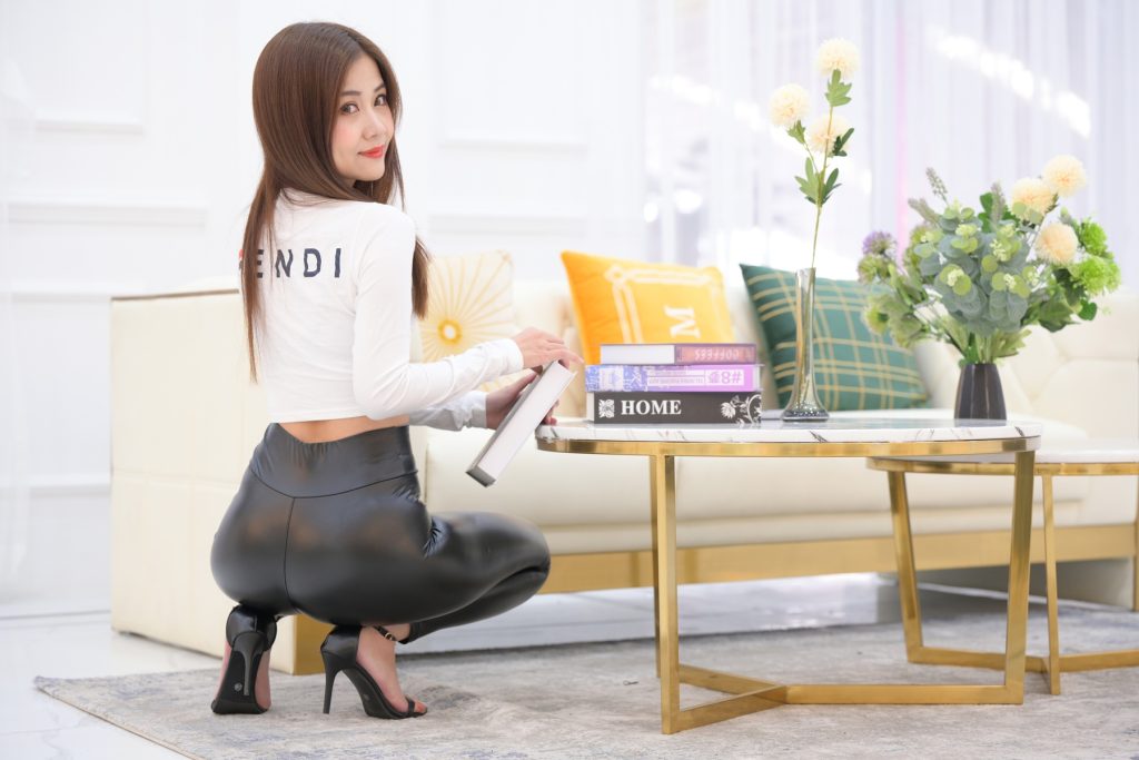 精选街拍 No.287 黑色皮裤性感美女（六） [37P/38M]插图2