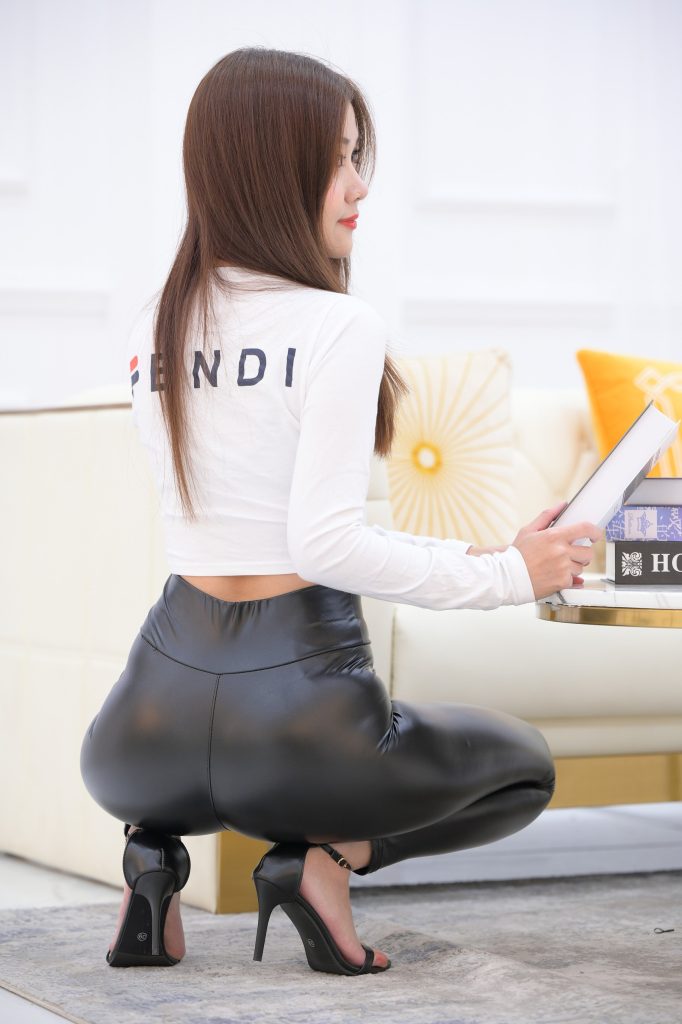 精选街拍 No.287 黑色皮裤性感美女（六） [37P/38M]插图3