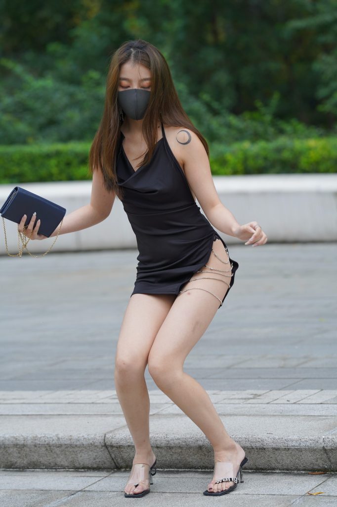 精选街拍 No.309 妩媚少妇开叉到腰的超短裙（2） [100P/114M]-无料摄影圈