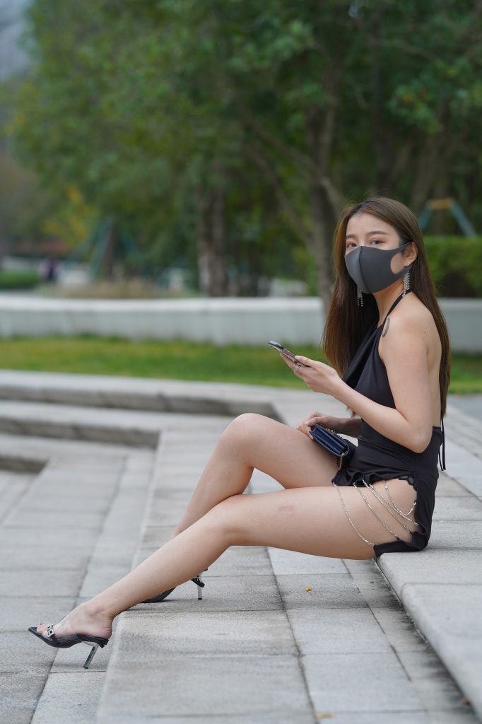 精选街拍 No.309 妩媚少妇开叉到腰的超短裙（2） [100P/114M]插图2