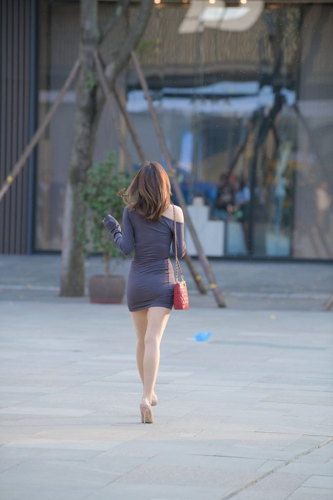 精选街拍 No.316 灰色连体包臀裙美女 3 [94P/77M]插图1