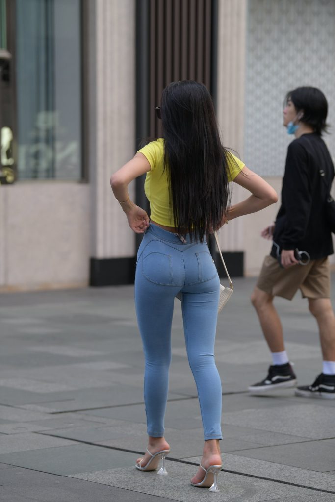 精选街拍 No.318 极品性感紧身牛仔美女 1 [91P/70M]插图1