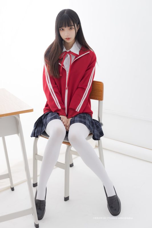 紧急企划 NO.008 出境妹子：一只喵喵梓 [108P/1V/1.78G]-无料摄影圈
