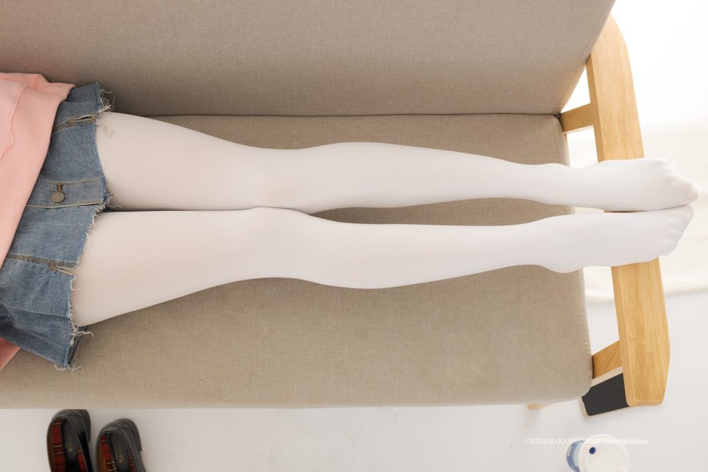 [紧急企划]NO.012 出境妹子：一只喵喵梓 [98P/1V/1.19G]插图3