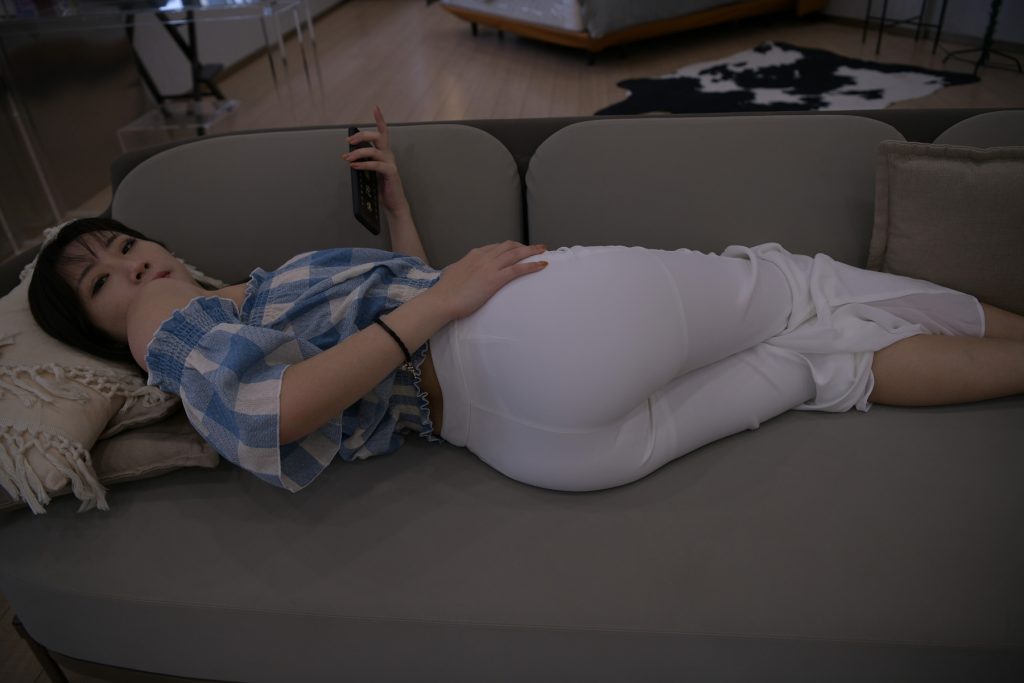 精选街拍 No.342 性感白裤圆润美臀气质少妇（九） [80P/79M]插图1