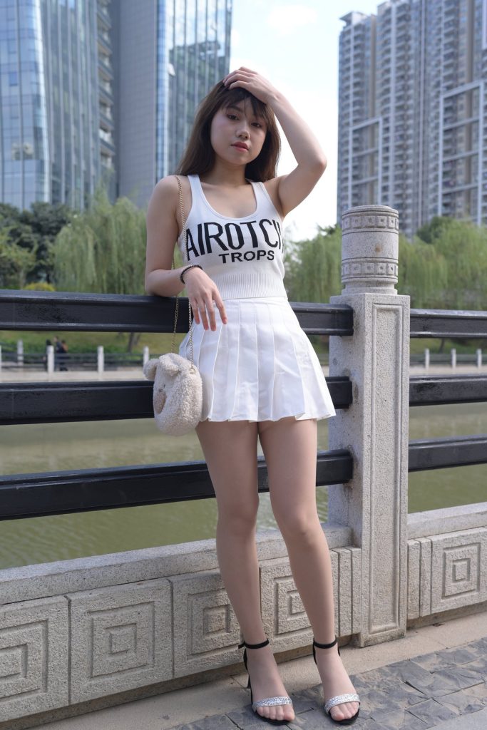 精选街拍 No.346 买东西的依依 3 [115P/122M]插图2