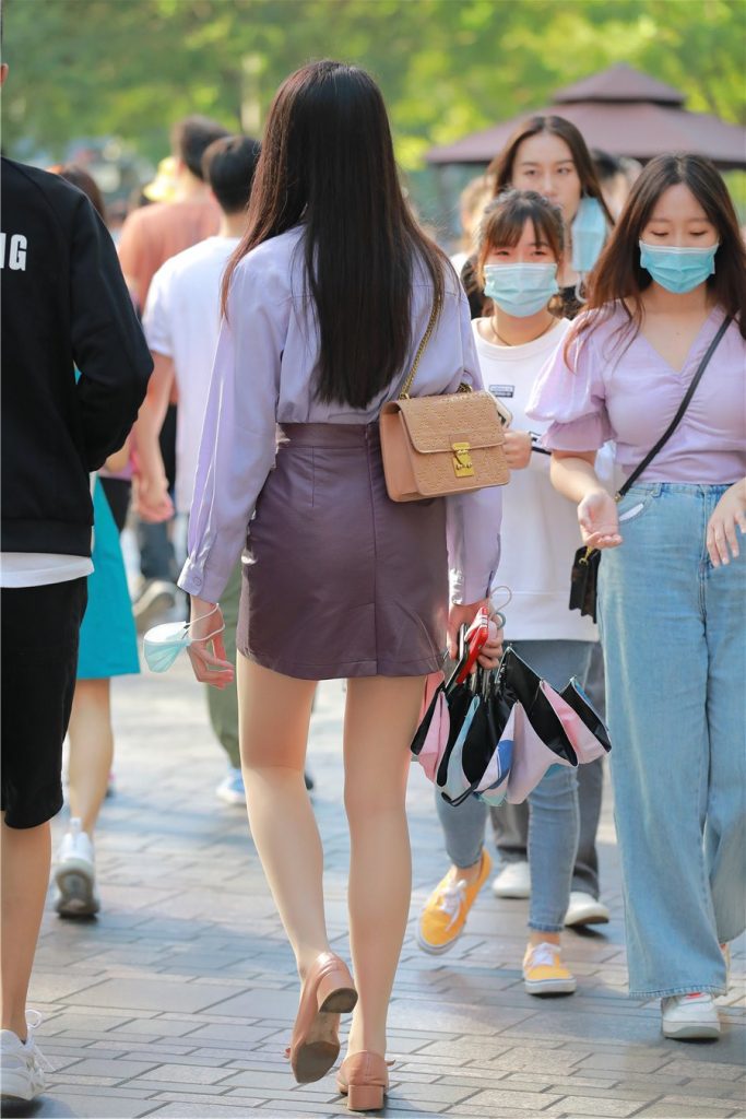 精选街拍 No.368 肉丝长腿女友 [105P/74M]插图2