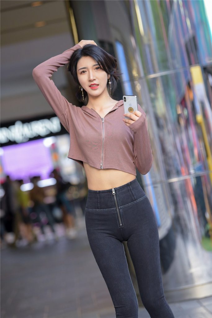 精选街拍 No.379 蜜桃紧牛小姐姐 [80P/39M]插图1