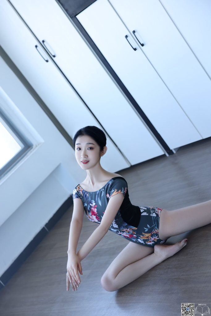 [GALLI嘉丽]舞蹈生日记 006 – 珊珊 [42P/312MB]插图2