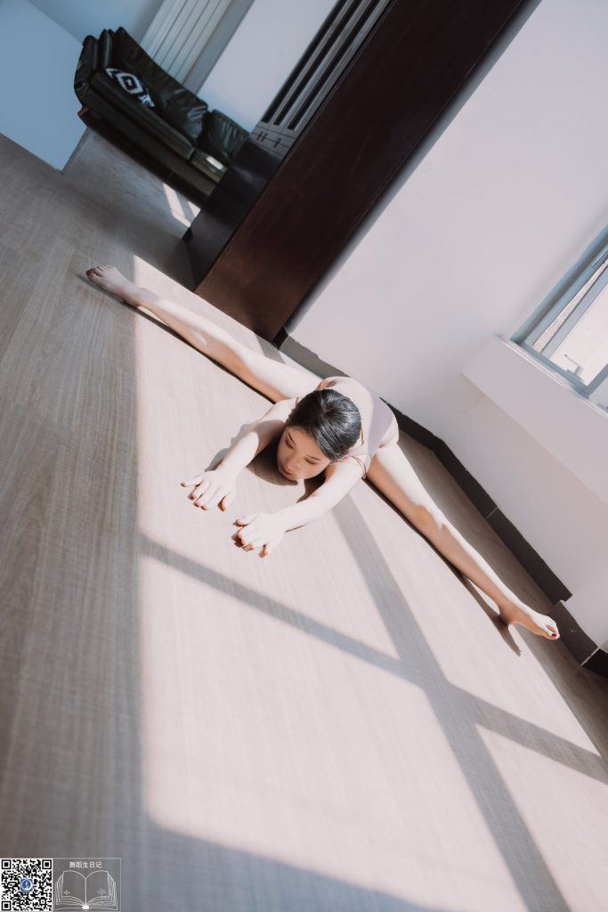 [GALLI嘉丽]舞蹈生日记 007 – 珊珊-2 [39P/314MB]插图3