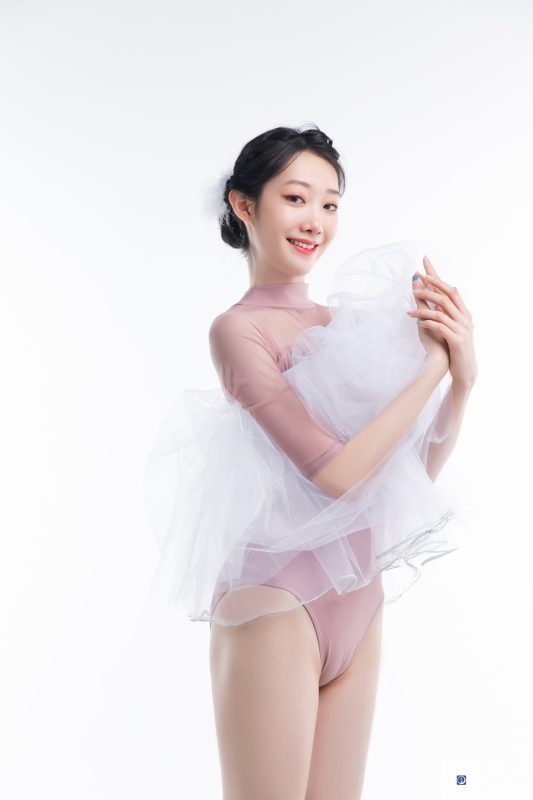 [GALLI嘉丽]舞蹈生日记 008 – 鱼子 [40P/117MB]-无料摄影圈