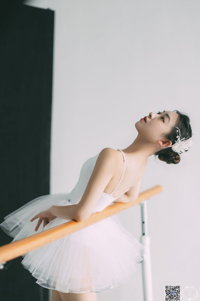 [GALLI嘉丽]舞蹈生日记 047 – 金星 [55P/381MB]插图3