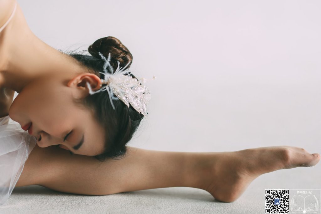 [GALLI嘉丽]舞蹈生日记 047 – 金星 [55P/381MB]插图1