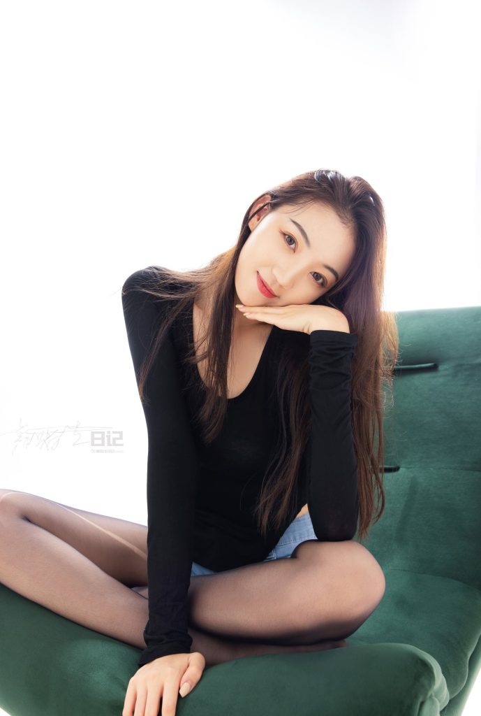 [GALLI嘉丽]舞蹈生日记 069 – 贺贺 [47P/350MB]插图2