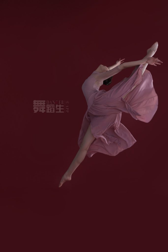 [GALLI嘉丽]舞蹈生日记 086 – 舞态生风 唐紫怡 [39P/271MB]插图3