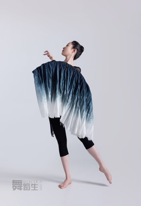 [GALLI嘉丽]舞蹈生日记 087 – 婀娜多姿 景思佳 [41P/228MB]-无料摄影圈