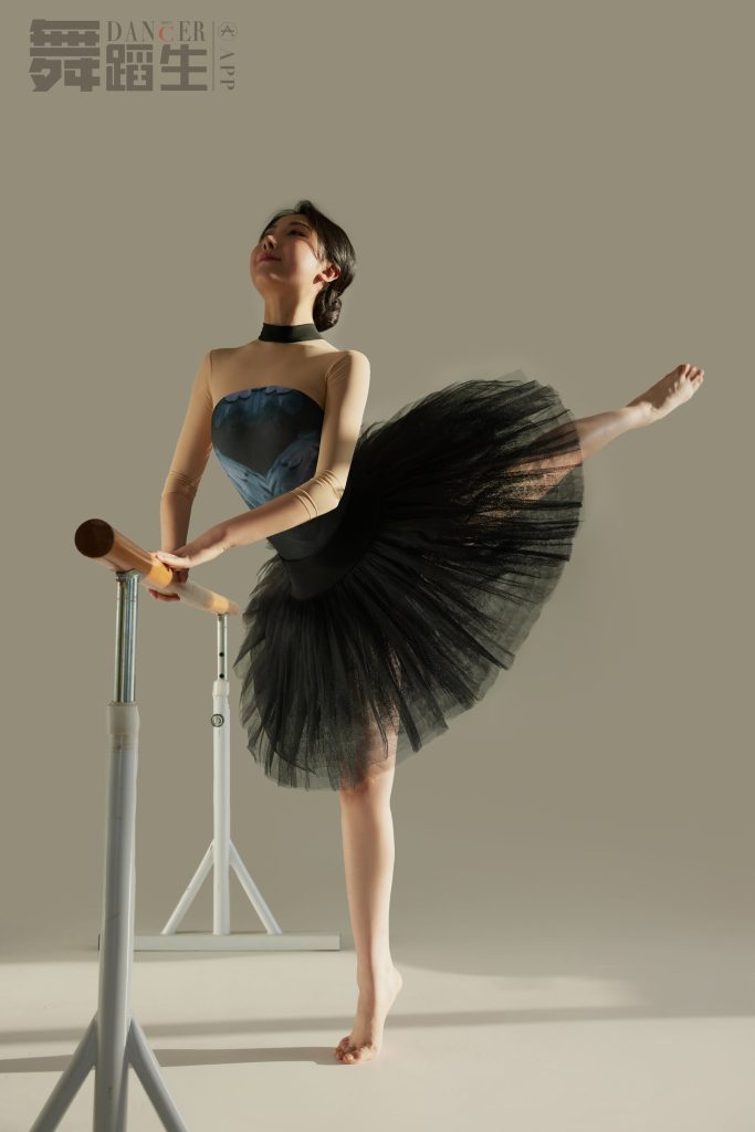 [GALLI嘉丽]舞蹈生日记 090 – 纯洁与魅惑 薛惠 [42P/306MB]插图1