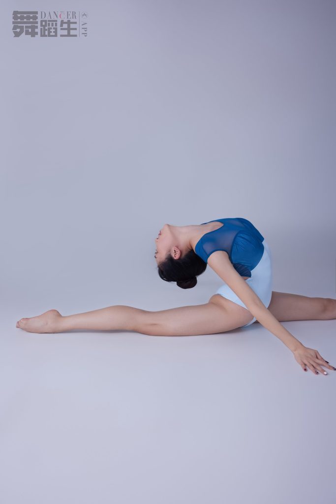 [GALLI嘉丽]舞蹈生日记 091 – 动作瞬间 赵惠妮 [51P/392MB]插图1