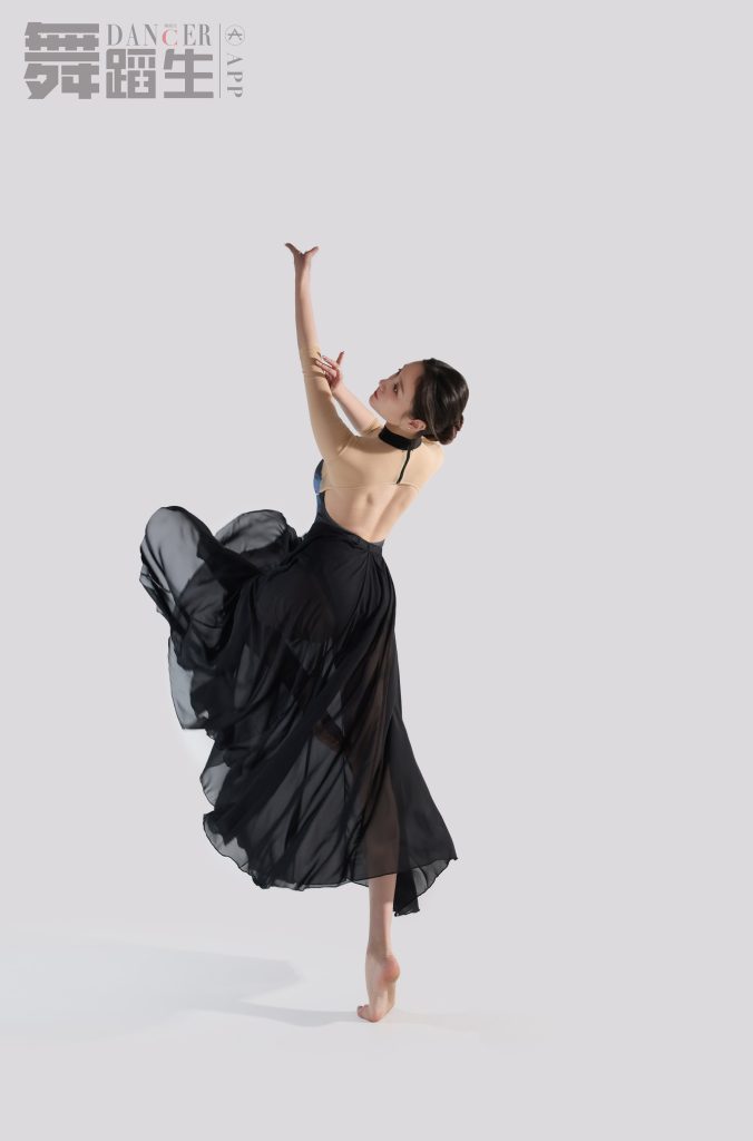 [GALLI嘉丽]舞蹈生日记 092 – 创造即兴 雷钰航 [42P/192MB]插图1