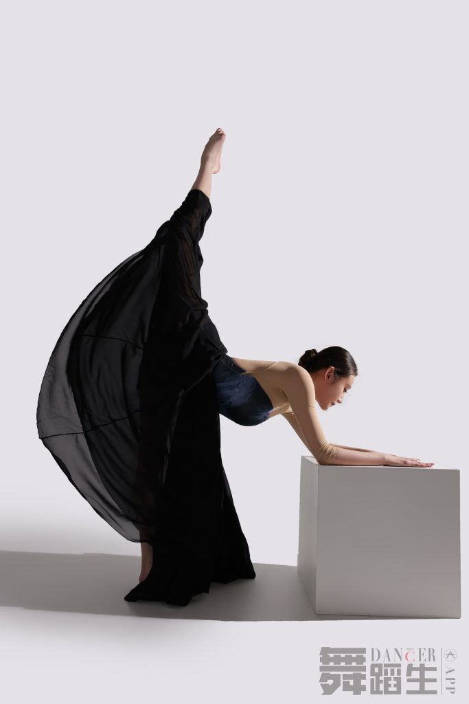 [GALLI嘉丽]舞蹈生日记 092 – 创造即兴 雷钰航 [42P/192MB]插图2