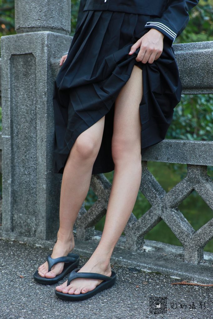 [见新摄影]NO.002 一厘甜酒 公园JK制服棉袜[161P/1V/1.20GB]插图1