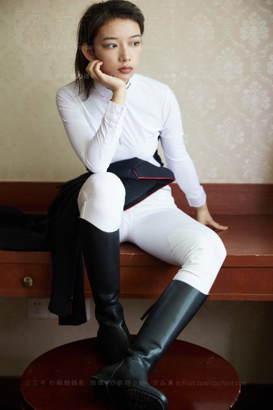 [见新摄影]NO.021 巅峰 英姿飒爽 帅气少女风 ｜ 又酷又美的骑[323P/1V/2.86GB]-无料摄影圈