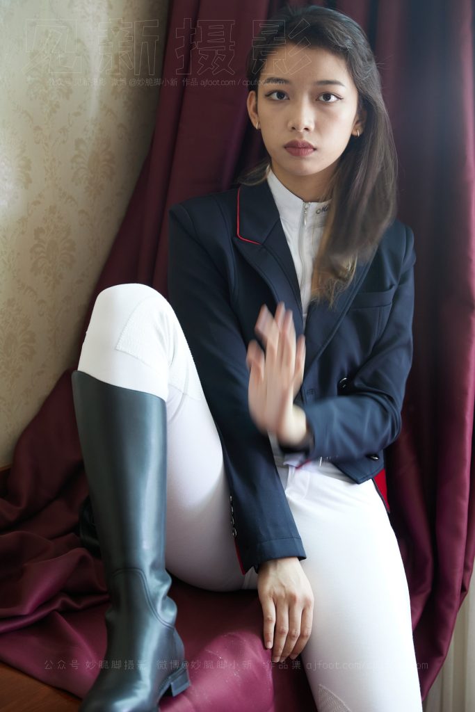 [见新摄影]NO.021 巅峰 英姿飒爽 帅气少女风 ｜ 又酷又美的骑[323P/1V/2.86GB]插图2