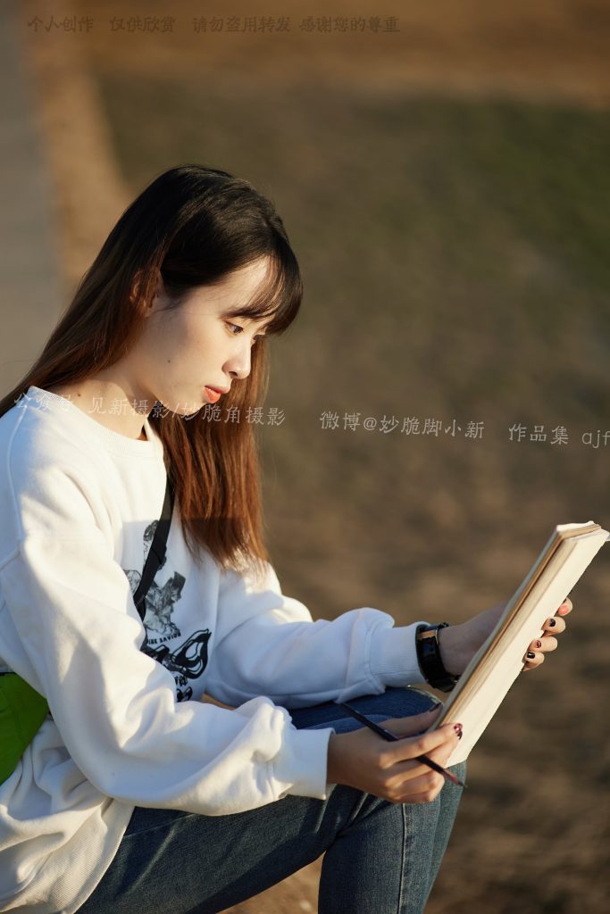 [见新摄影]NO.027 追赶落日余晖的逆光少女[133P/1V/949MB]插图2