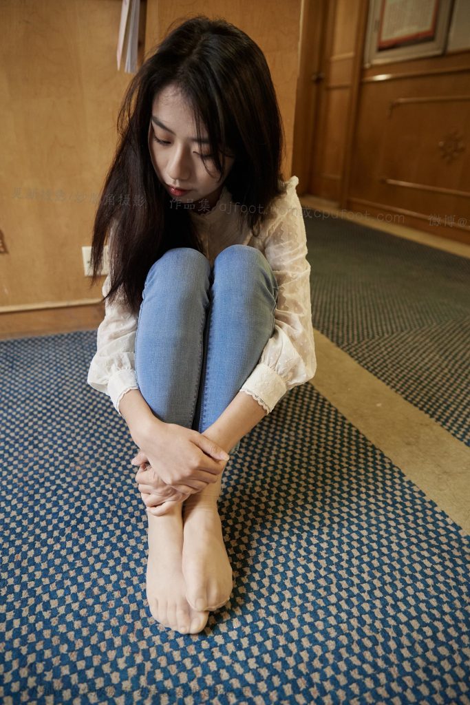 [见新摄影]NO.029 王家卫风格红色高跟鞋，质朴的生活气[233P/1V/1.91GB]插图1