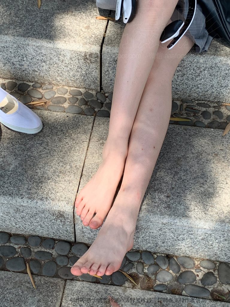 [见新摄影]NO.053 灰色JK 深深进入心中[165P/1V/1.51GB]插图2