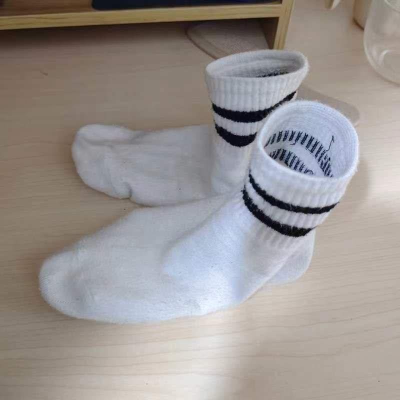 脚模面试脸足同框套路系列-007-09号-165 103 37.5小主播 忽悠闺蜜一起拍脚[16P/5V/57MB]插图1