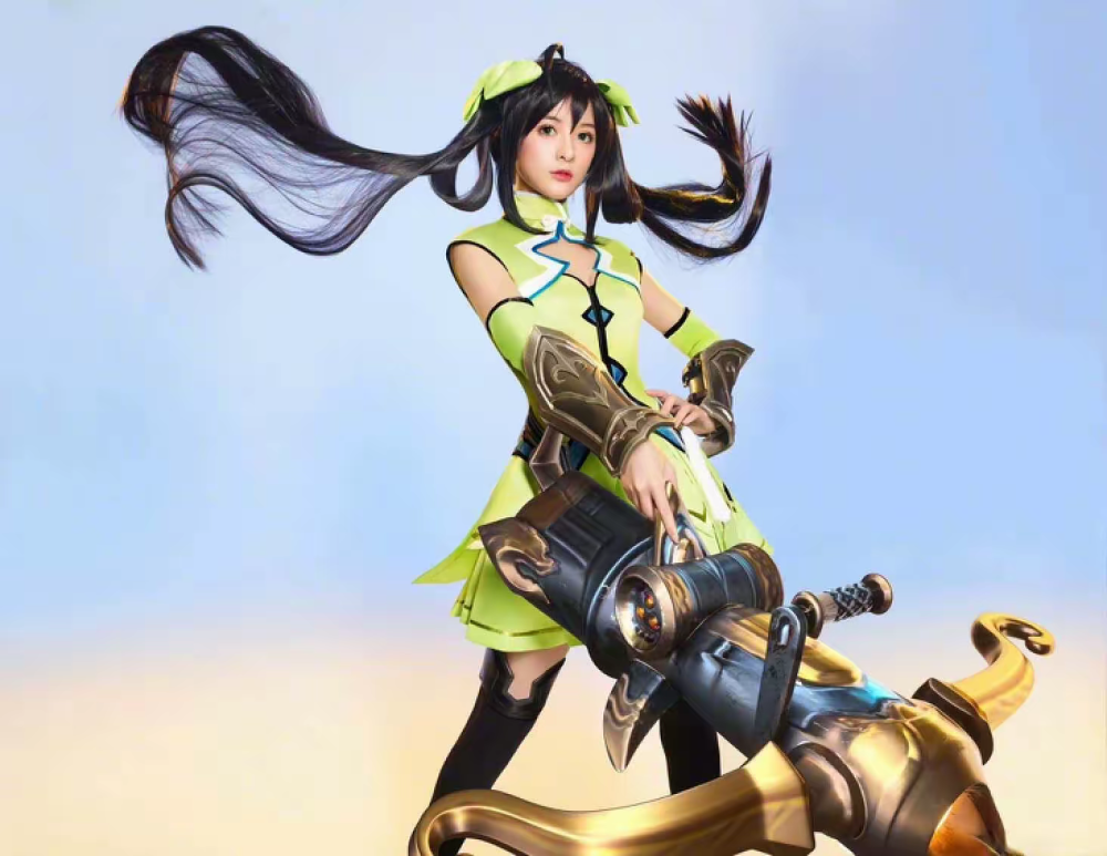 虞书欣COS孙尚香,身穿银色紧身衣,头戴红色双马尾,造型很炫酷插图4 虞书欣COS孙尚香,身穿银色紧身衣,头戴红色双马尾,造型很炫酷插图4