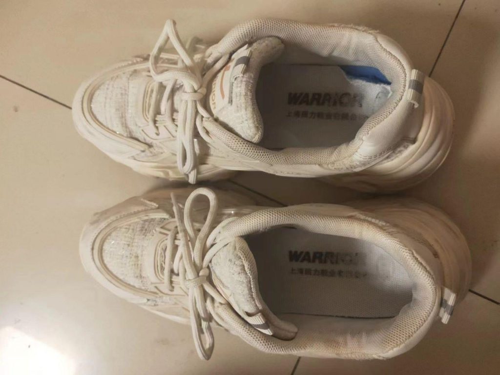 脚模面试脸足同框套路系列-009-11号-166 94 37举牌 踩屏 身材展示[15P/13V/72MB]插图3