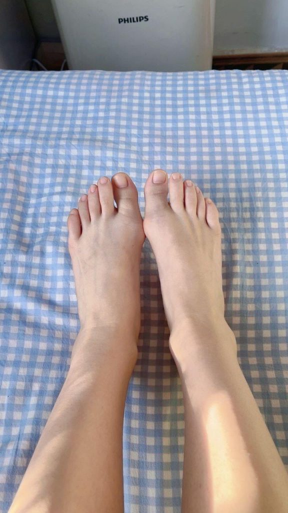 脚模面试脸足同框套路系列-021-23号-小姐姐[6P/12V/81MB]插图1