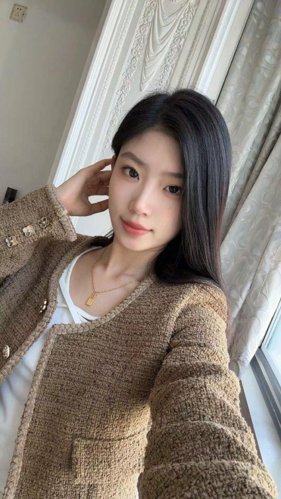 脚模面试脸足同框套路系列-023-25号-独居女大 万粉小网紅[17P/8V/61MB]插图2