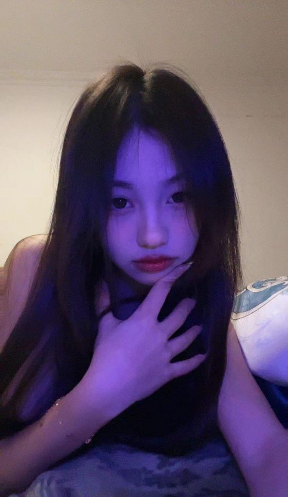 脚模面试脸足同框套路系列-035-37号-小姐姐[14P/5V/68MB]插图2