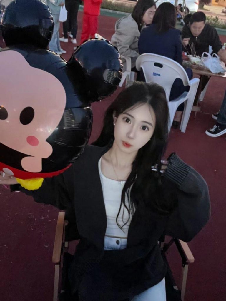 脚模面试脸足同框套路系列-036-38号-小姐姐[10P/4V/46MB]插图3