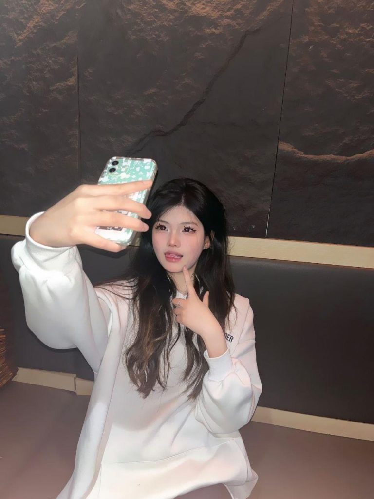 脚模面试脸足同框套路系列-038-40号-小姐姐[10P/8V/91MB]插图3