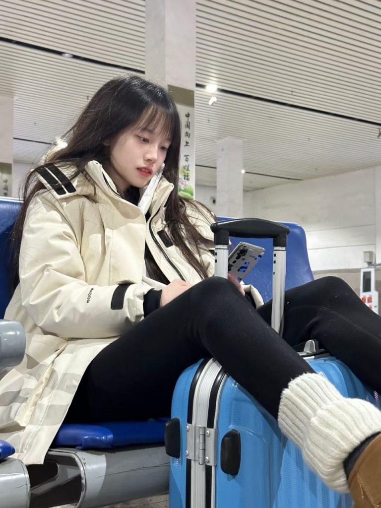 脚模面试脸足同框套路系列-039-164 44 37 小姐姐[9P/1V/29MB]插图3