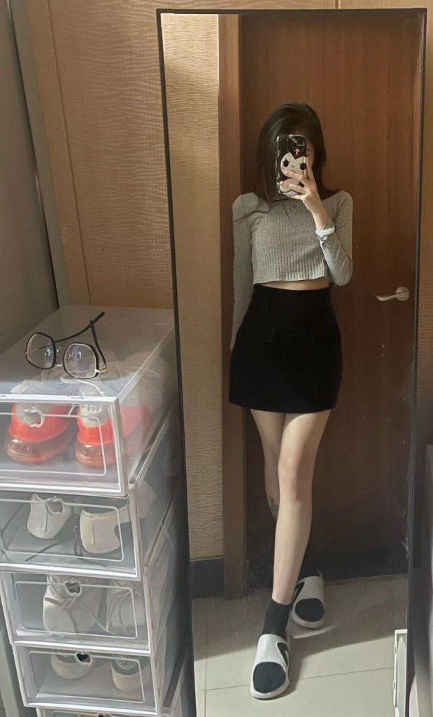 脚模面试脸足同框套路系列-044-165 92 37 小腿纹身[6P/8V/276MB]-无料摄影圈