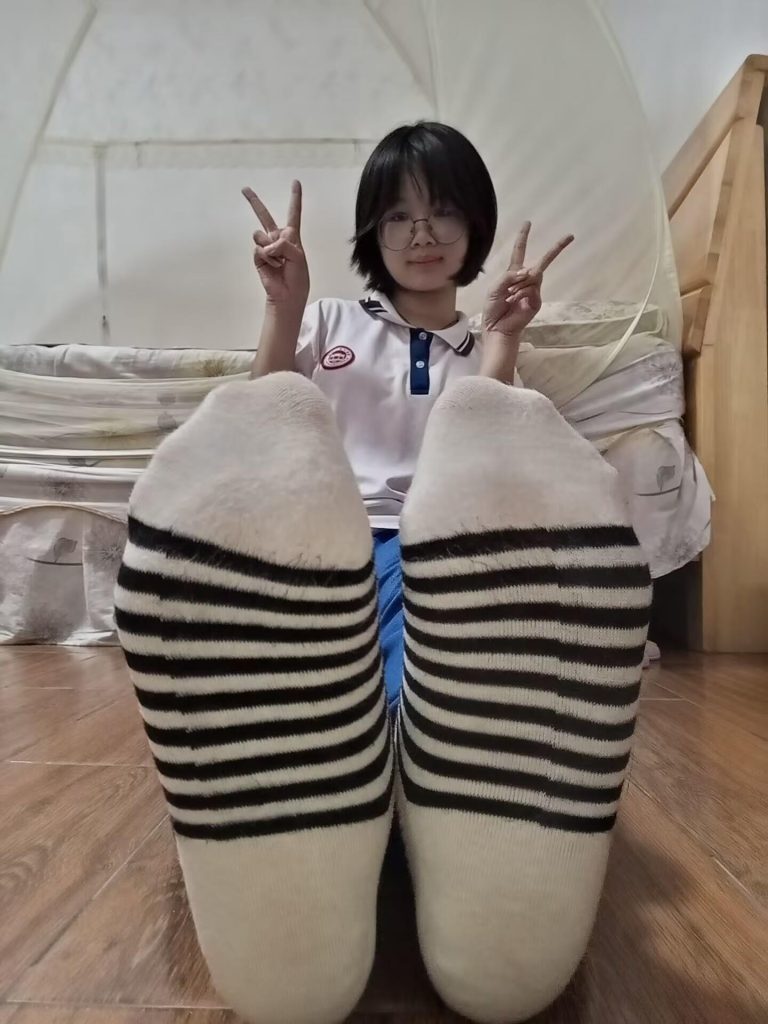 脚模面试脸足同框套路系列-055-素人3[58P/28MB]插图1