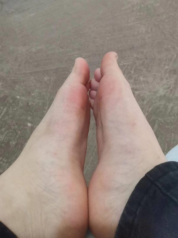 脚模面试脸足同框套路系列-060-素人8（两个妹字）[25P/4MB]-无料摄影圈