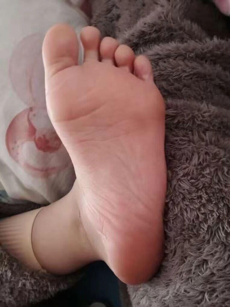 脚模面试脸足同框套路系列-065-COS小美女[9P/640MB]插图2